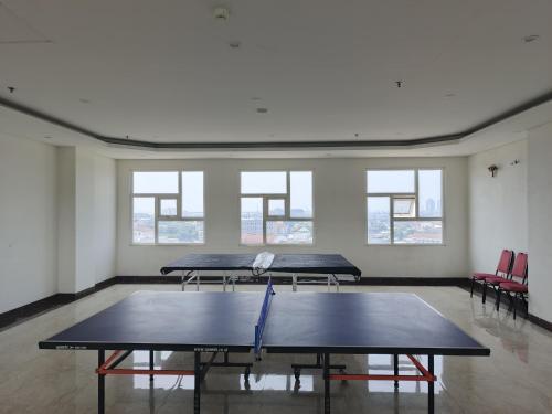 2BR Lucky Tower Residence Jakarta Old Town Top Floor Condo - Tap to explore photos