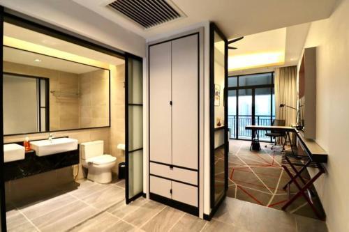 The OAK SUITE AT Menara M101 KL - Tap to explore photos