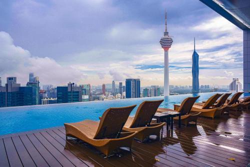 SKYWARD SUITES at Platinum KLCC