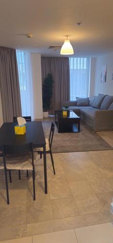 Damac Tower Amman - Luxury Studio - استوديوهات فاخرة - داماك عمان العبدلي - Tap to explore photos