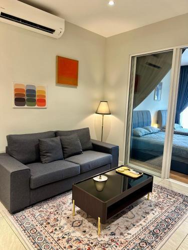 Quill Residences Suites KLCC By Dequill - Tap to explore photos