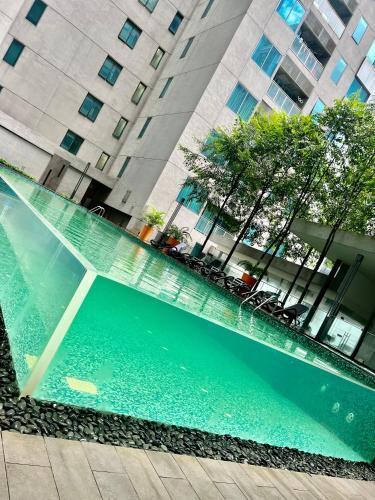 Summer Suites KLCC By Victorians - Tap to explore photos