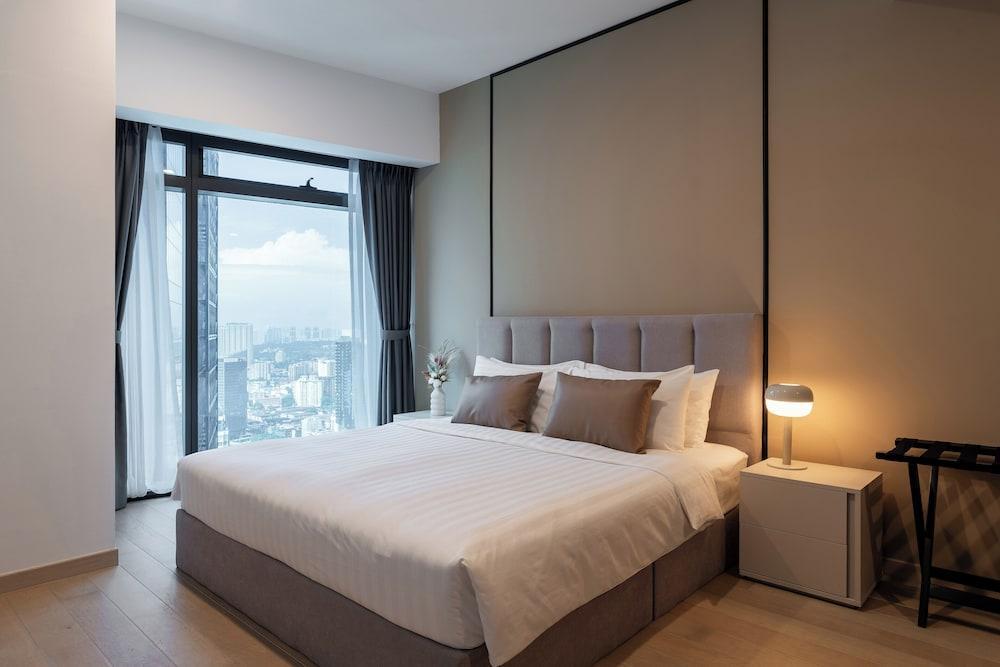 Eaton Residences by Sutera at KLCC Room Type - 1-Bedroom Suite Eaton Residences by Sutera at KLCC Room Type - 1-Bedroom Suite