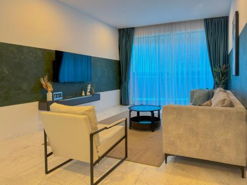 Eaton Residences by Sutera at KLCC - Tap to explore photos