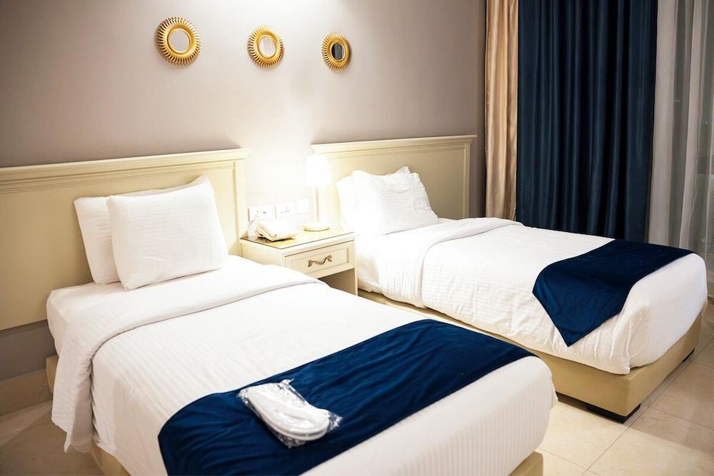 Amman West Luxury Hotel Room Type - Deluxe Family Room
