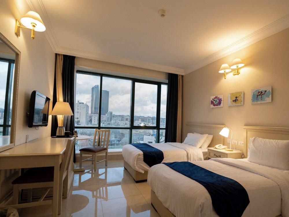 Amman West Luxury Hotel Room Type - Deluxe Double or Twin Room