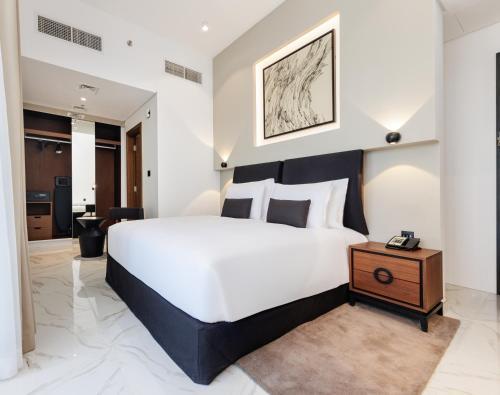 Hotel Avalon Dubai Jumeirah Village Circle - Tap to explore photos