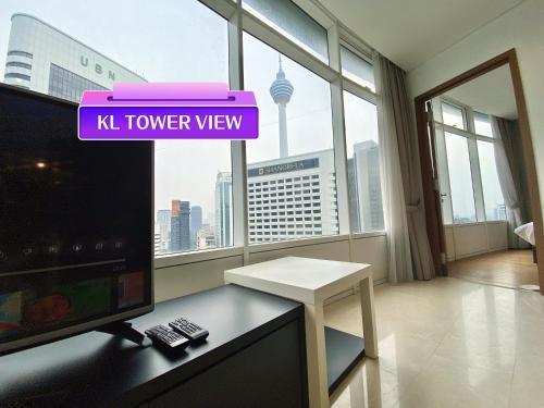 KL Tower View Vortex Suite KLCC By SCHIEN - Tap to explore photos