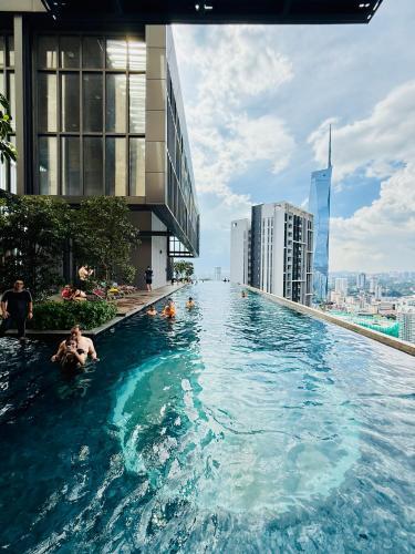 BBCC APARTMENT AT LUCENTIA 2
