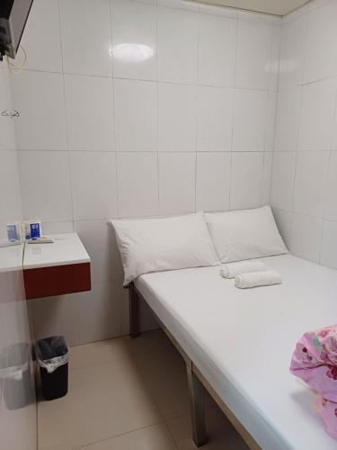 United Cooperate GUEST HOUSE - Tap to explore photos