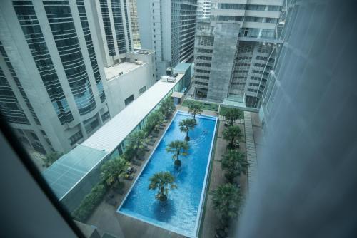 Soho Suites KLCC by Minsha - Tap to explore photos
