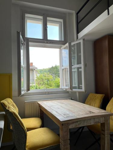 New apartment close to Palmovka - Tap to explore photos