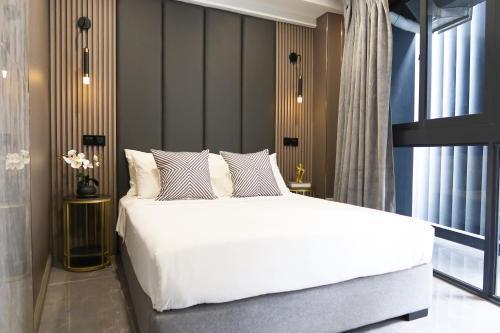 R Residences Room Type - One-Bedroom Apartment