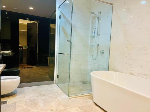 Platinum Suites KLCC by Premium Hospitality - Tap to explore photos