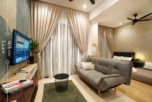 Charming Homestead 4pax KL Town Bukit Bintang KLCC - Tap to explore photos