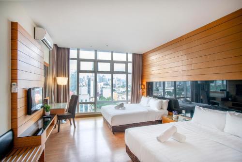 Dua Sentral 2km to KL Sentral Room Type - Deluxe Queen Studio 
