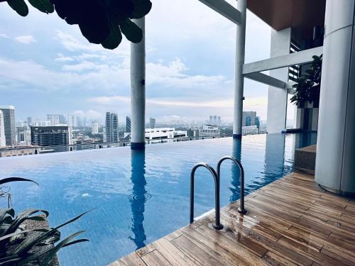 The Luxe Colony Klcc By NTR Resources - Tap to explore photos