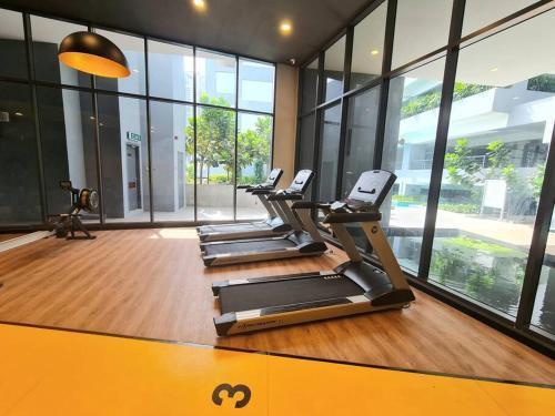 Homeaway 2R1B 10 mins to KLCC - Tap to explore photos