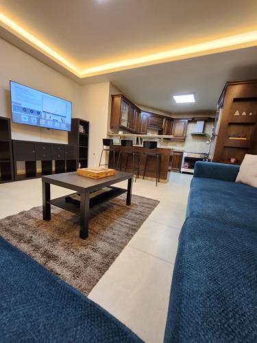 Dair Ghbar - Amman Apartment - Tap to explore photos
