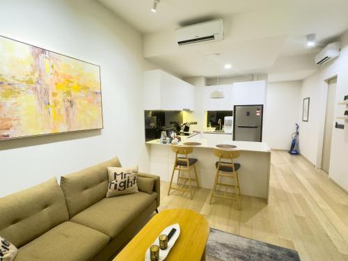Star residences two KLCC by Gee - Tap to explore photos