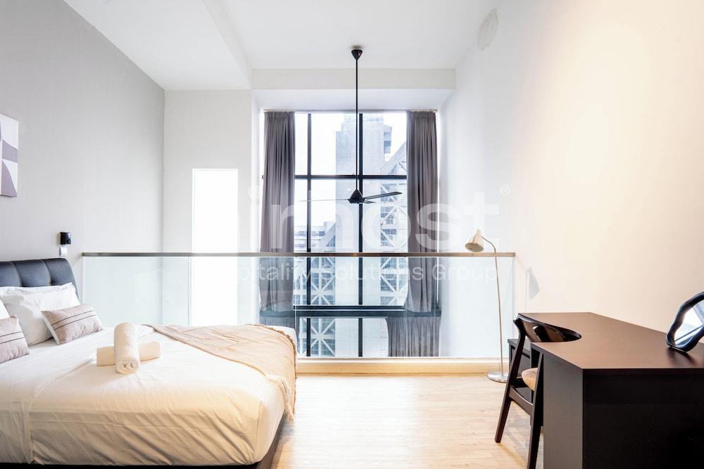 M City Residence by Airhost Room Type - Apartment, 1 Queen Bed, Non Smoking, City View