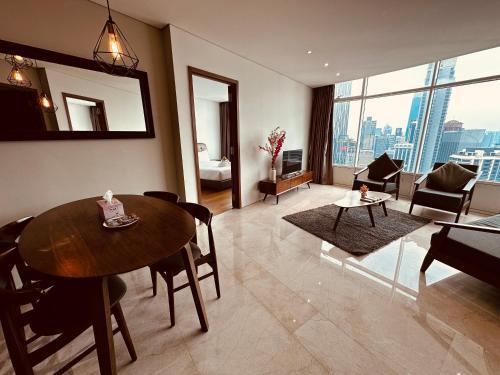 Vortex KLCC Suites by SCHIEN - Tap to explore photos