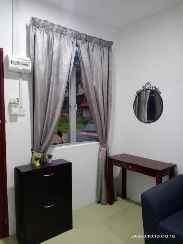 Laman Hanaz - Homestay Aufa - Tap to explore photos