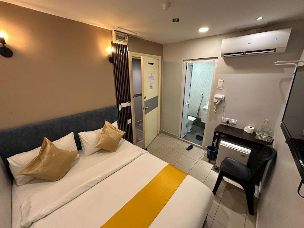 ss grey hotel bukit bintang Room Type - Deluxe Double Room