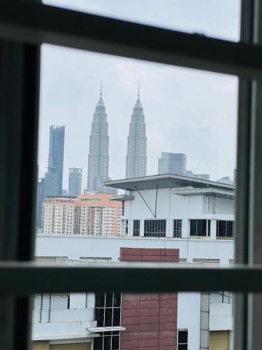VUE Residences Hkl Klcc view