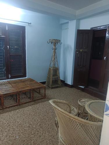 AAMA GHAR HOSTEl - Tap to explore photos