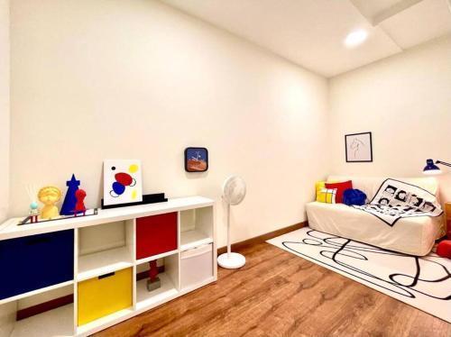 AW Duplex ARTE MONT KIARA - Tap to explore photos