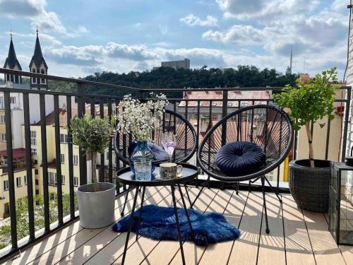 Romantic Terrace Studio in Karlín Room Type - One-Bedroom Apartment