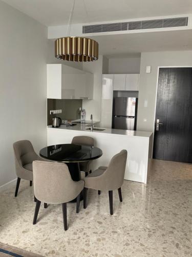 Pavilion Bukit Ceylon Bukit Bintang Suites - Tap to explore photos
