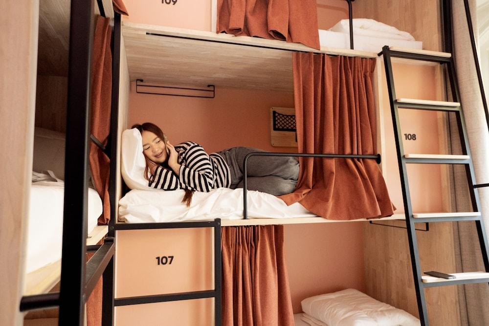 The Elephant Hostel Room Type - Bed in Ladies Dorm 9 - Beds