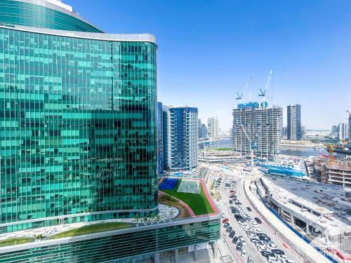 Stylish 1Bedroom with Balcony & View Dubai
