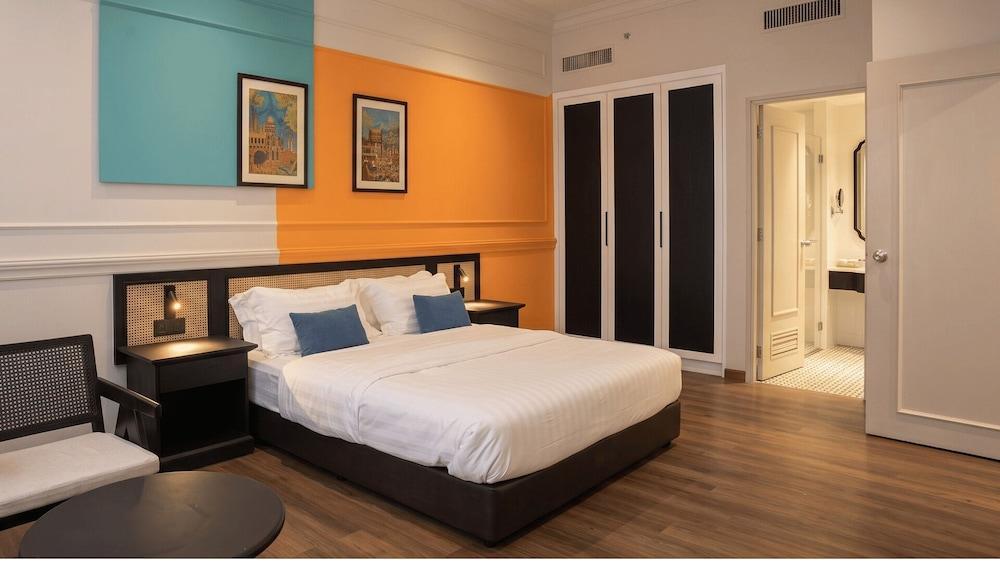 Kuala Lumpur International Hotel Room Type - Junior Suite, City View