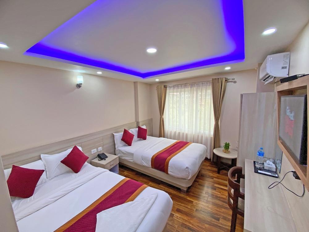 Hotel Aaradhya Room Type - Superior Quadruple Room Hotel Aaradhya Room Type - Superior Quadruple Room