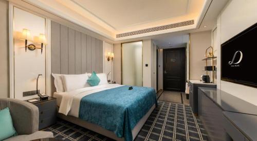 Xana Deluxe Hotel Guangzhou Zhongshan Hospital Dongshankou Metro Station - Tap to explore photos