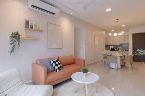 Insta-grammable 3BR near Sunway Velocity小红书爆款中文房东 - Tap to explore photos