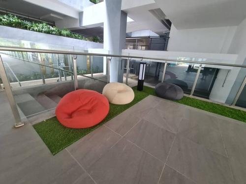 Neu Suites Studio 10mins to KLCC - Tap to explore photos