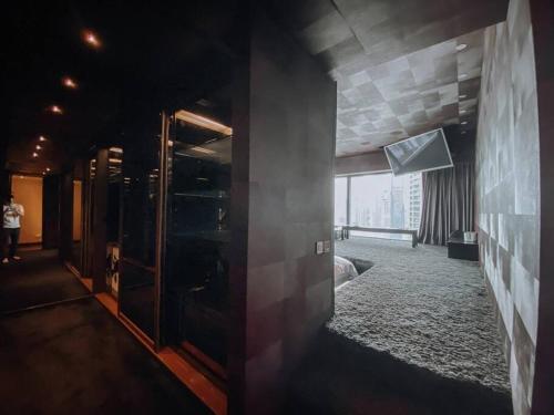 Deluxe Family Suites w KLCC View - Tap to explore photos