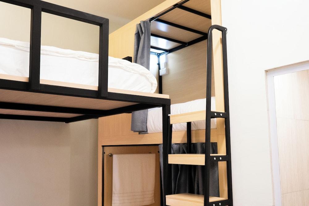 Code Hostel at Kampong Glam Room Type - Basic Double or Twin Room, Non Smoking
