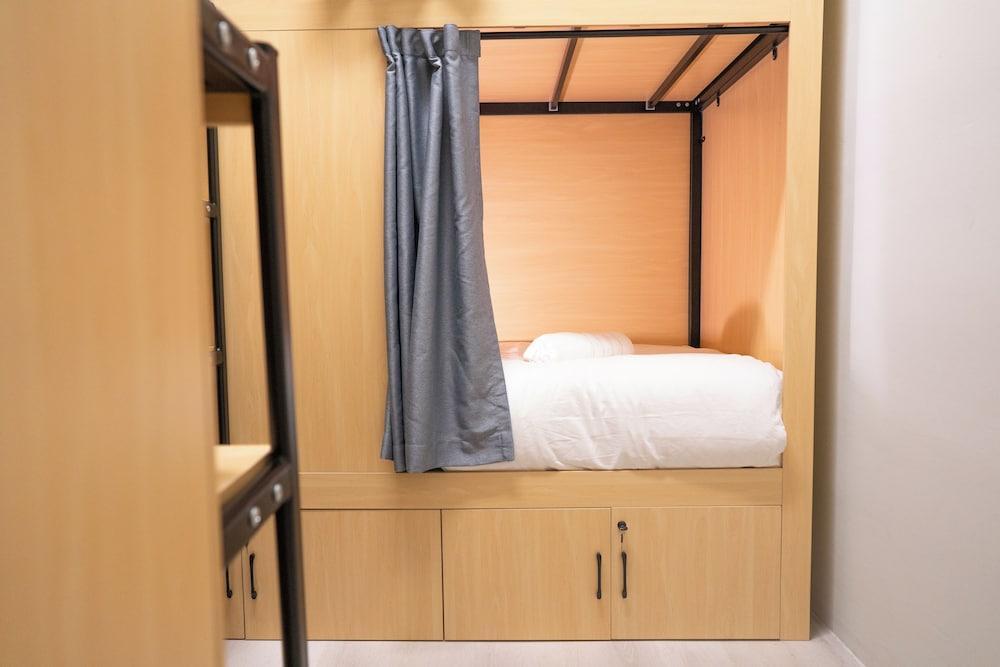 Code Hostel at Kampong Glam Room Type - Basic Shared Dormitory, Mixed Dorm, Non Smoking Code Hostel at Kampong Glam Room Type - Basic Shared Dormitory, Mixed Dorm, Non Smoking