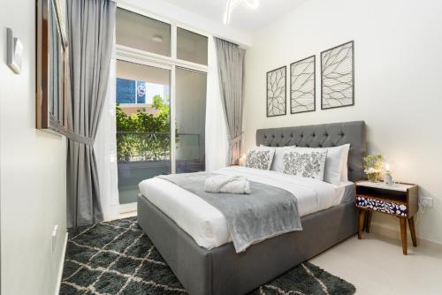 White Sage- Damac Vera Residences 417 - Tap to explore photos