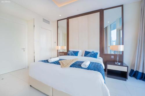 Downtown Damac Distinction Full Burj View - Tap to explore photos