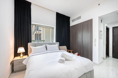 Modern Studio Close To Dubai Silicon Oasis - Tap to explore photos
