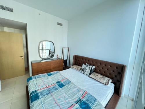 Downtown views-access to Dubai Mall!