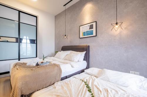 Continew Residensi by Feel Home - Tap to explore photos