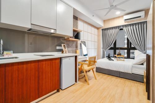 Chic 2BR Agile Bukit Bintang by RumaBnB - Tap to explore photos