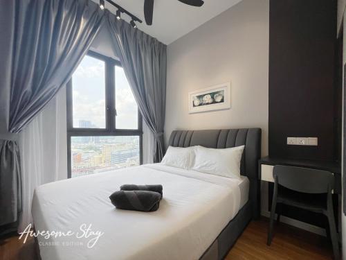 Three Bedroom At Sunway Velocity Two By The Relaxstay - Tap to explore photos